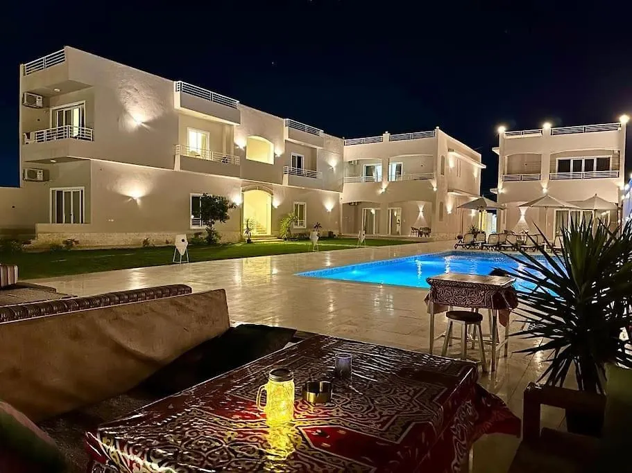 Apartment Royal Nile Suites - Pool View 1 Luxor