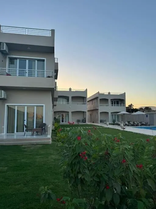 Royal Nile Suites - Pool View 1 Louxor